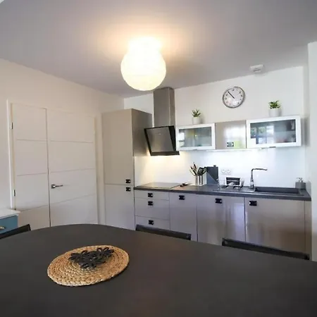 Apartment Charmant Au Coeur D'arcachon